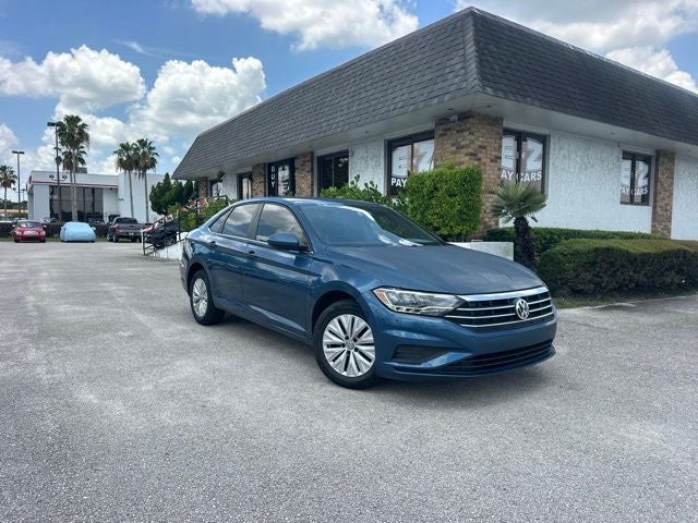2020 Volkswagen Jetta 1.4T S in Silk — front three-quarter view