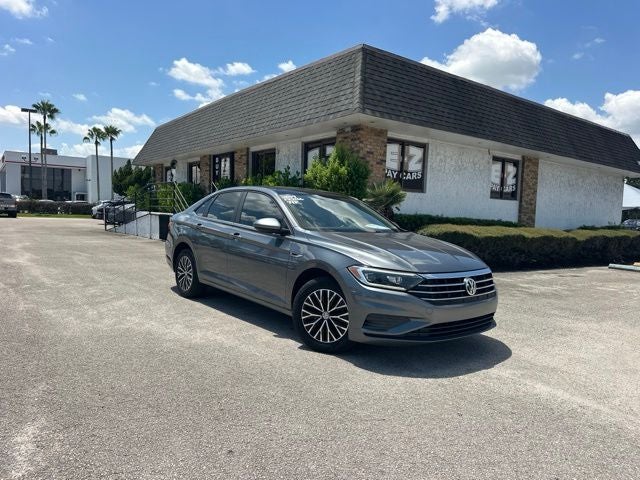 2019 Volkswagen Jetta SEL in Gray — front three-quarter view