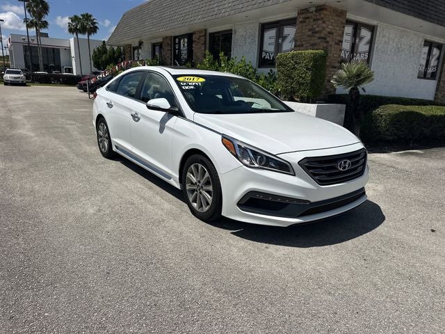 2017 Hyundai Sonata — interior view